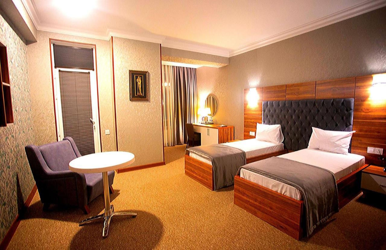 Royal Sapphire Hotel Baku Exterior foto
